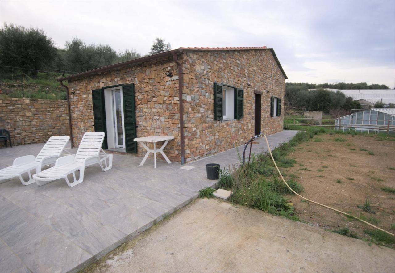 Villa Casa Ele Imperia Exterior foto